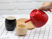 Load image into Gallery viewer, Steti Guardian Teapots set, with two cups and teapot, features traditional Royal Guard of GB