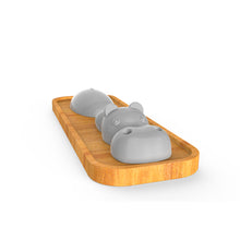 Load image into Gallery viewer, Steti Ceramic Salt and Pepper Shaker, in Crocodile and Hippo Design
