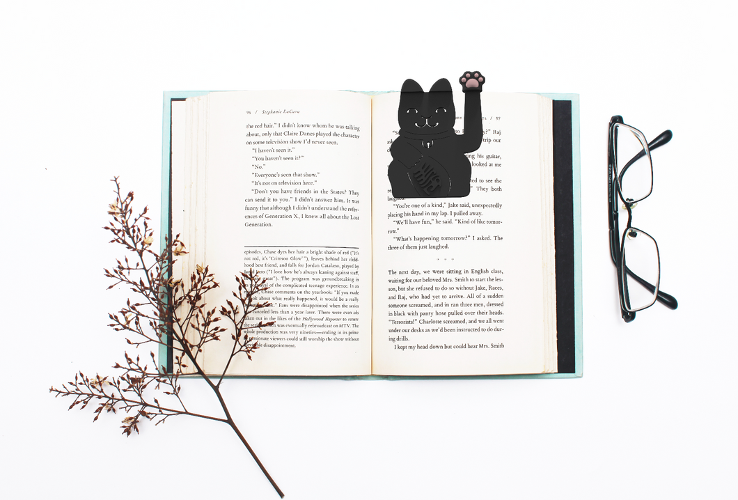 Steti Cat Bookmark, Funny, Modern, Creative, Original yet Functional, Made of ABS Plastic, Lucky Cat Design